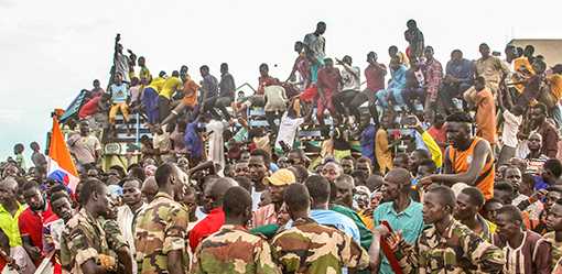 Niger coup supporters rally as regional force mulls intervention