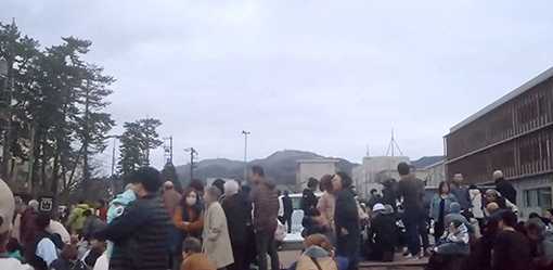 North and South Korea brace for tsunami after Japan quake