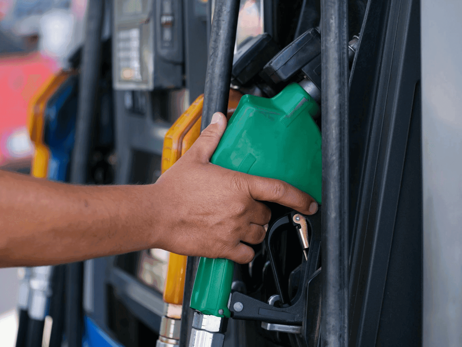 Fuel prices rise for third straight week; gasoline up by ₱1.40/L
