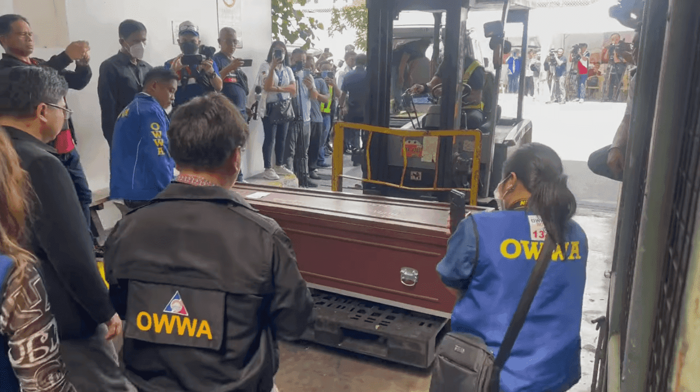 Filipina worker killed in Saudi arrives at NAIA