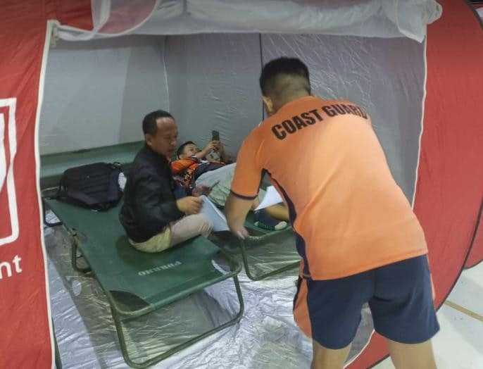 Passenger vessel runs aground off Romblon waters