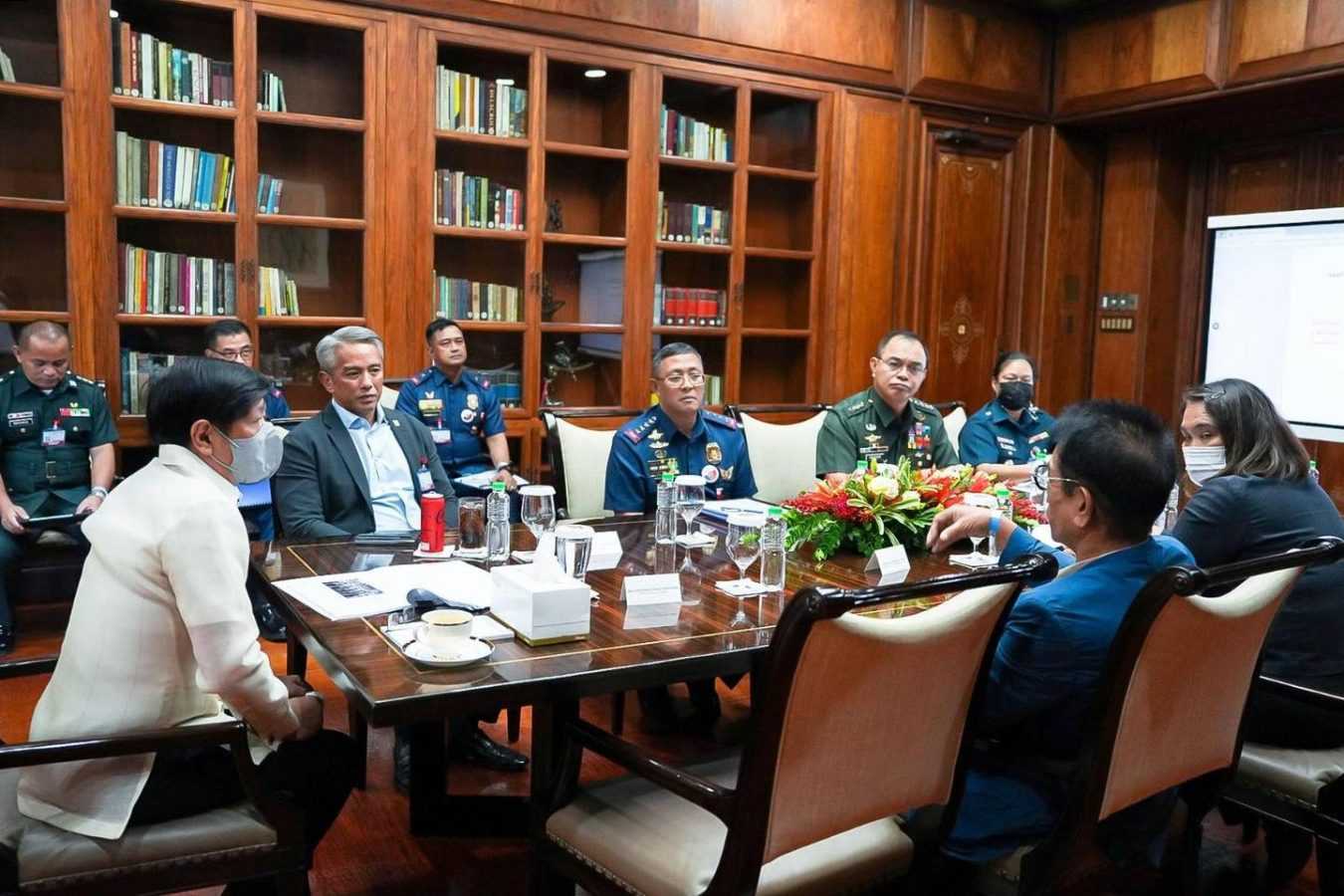 PBBM admin to provide housing for soldiers, policemen