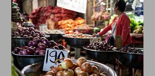 Philippines sticks to its 5-year GDP growth targets on economic momentum