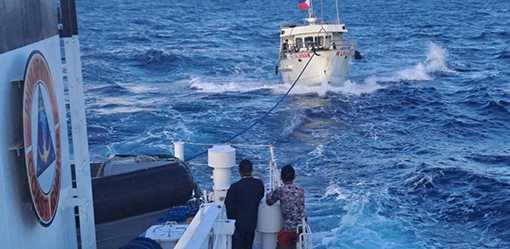 Philippines summons Chinese ambassador over South China Sea 'harassment'