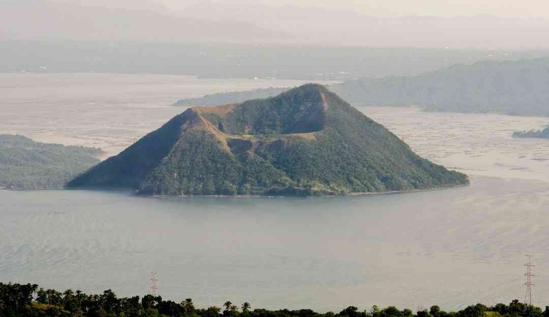 PHIVOLCS warns of possible Taal explosion
