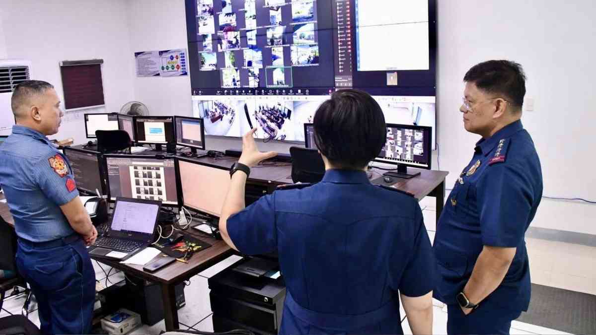 PNP chief Marbil inspects police ops in Northern, Central Luzon