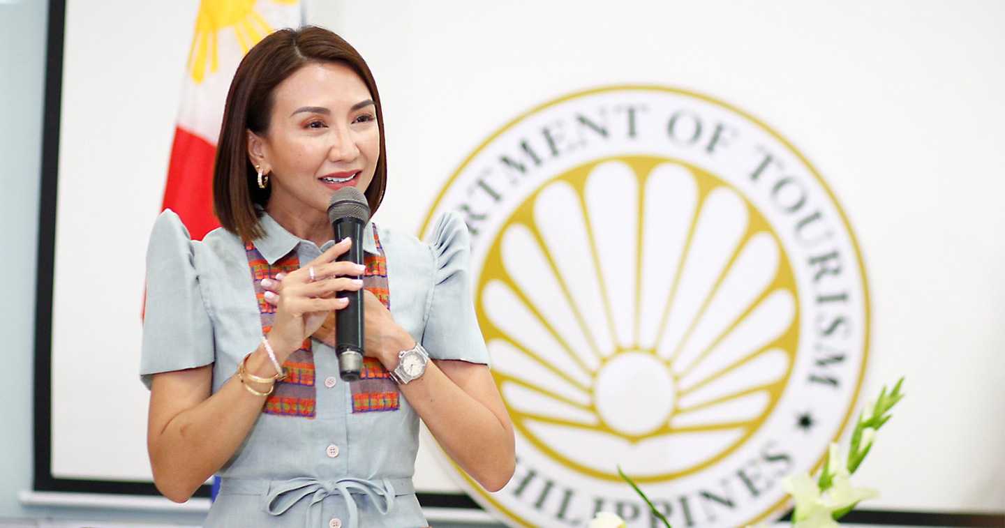 Puerto Galera remains open to tourists, Tourism Chief says