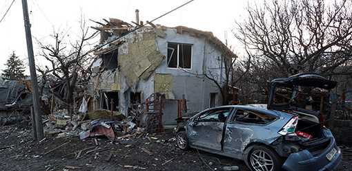 Russia's war on Ukraine latest: Missile strikes on Ukraine kill one