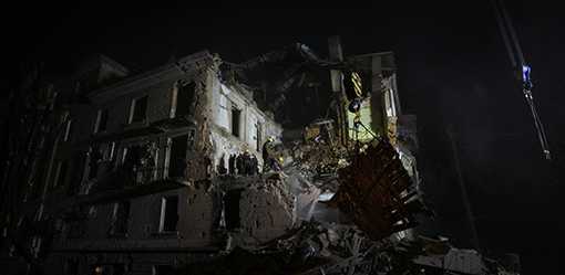 Russia fires scores of missiles in one of its biggest attacks on Ukraine