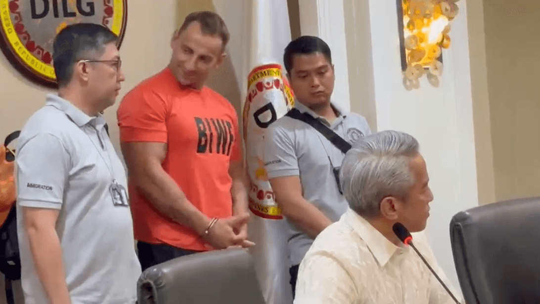 Russian-American vlogger to remain in PH while facing charges – DILG chief