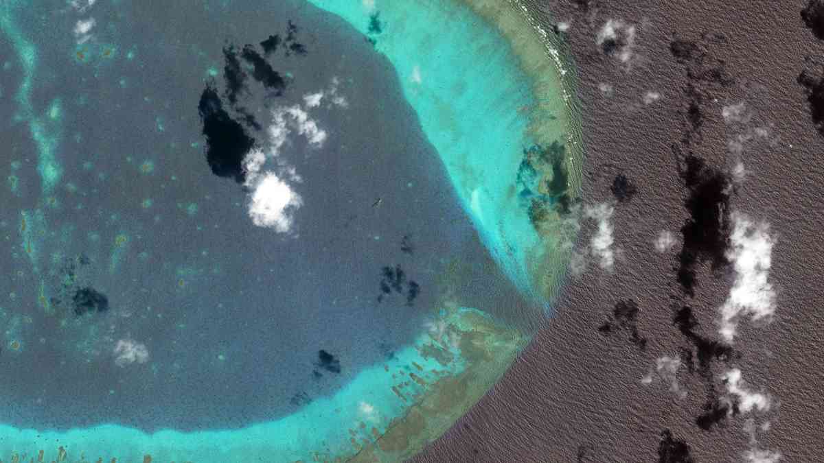 Satellite images show fresh Chinese bomber deployment in South China Sea