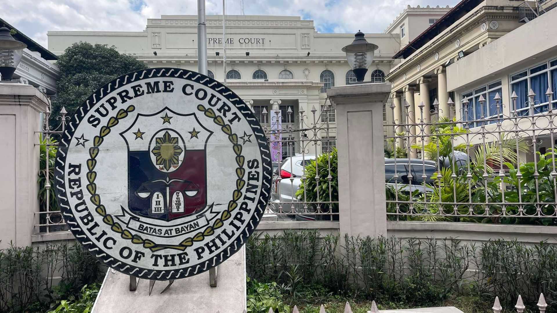 SC clarifies: No TRO on ex-Pres. Duterte’s arrest, departure for ICC