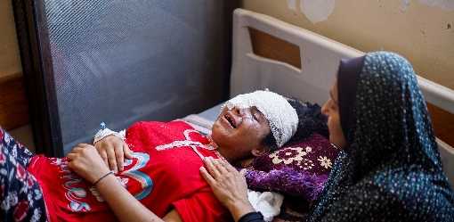 Shrapnel and blindness rob Gaza youngster of big dreams