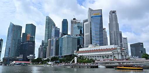 Singapore's population grows 5% as foreign workers return post-pandemic