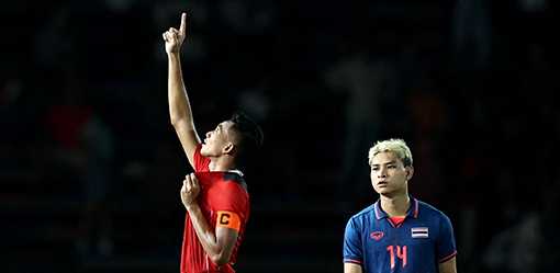 Soccer-Thai FA apologises for SEA Games final brawls