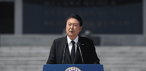 South Korea's Yoon to hold summits with leaders of France, Vietnam