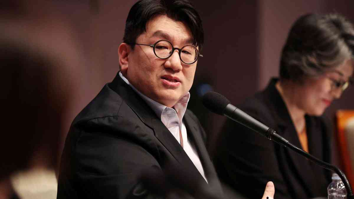 South Korea police raid offices of K-pop powerhouse HYBE over share probe