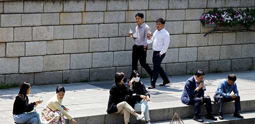 South Korea to drop mandatory 7-day quarantine for COVID patients from June