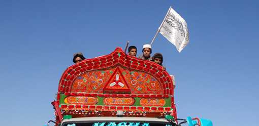 Taliban minister raises issue of refugee assets during Pakistan visit