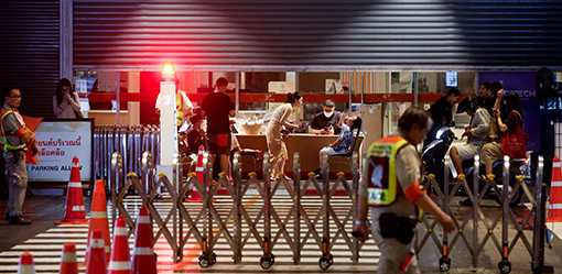 Thai police arrest four suspected of selling modified gun to mall shooter