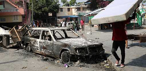 Thousands of pregnant women at risk in Haiti's paralyzed capital, UN says