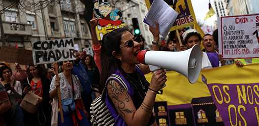 Thousands protest in Portugal over housing crisis