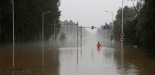 Three killed in China while trying to outrun flash flood