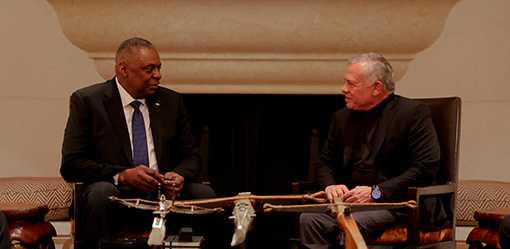 U.S. defense secretary aims to reassure Mideast allies, deliver tough message