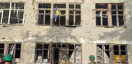 Ukraine announces gains in "first results" of counterattack against Russia