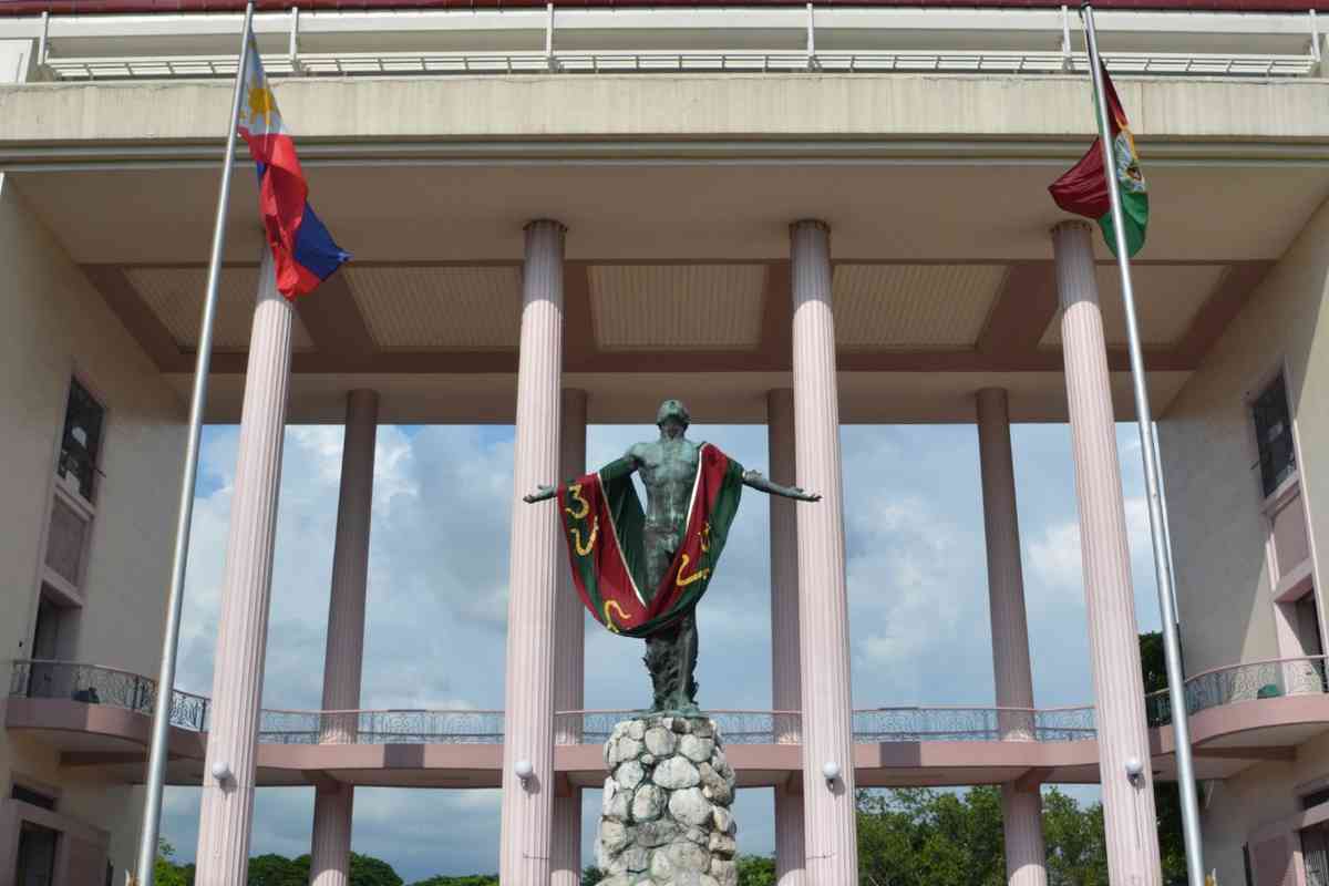 UP to implement in-person classes in all courses for second semester
