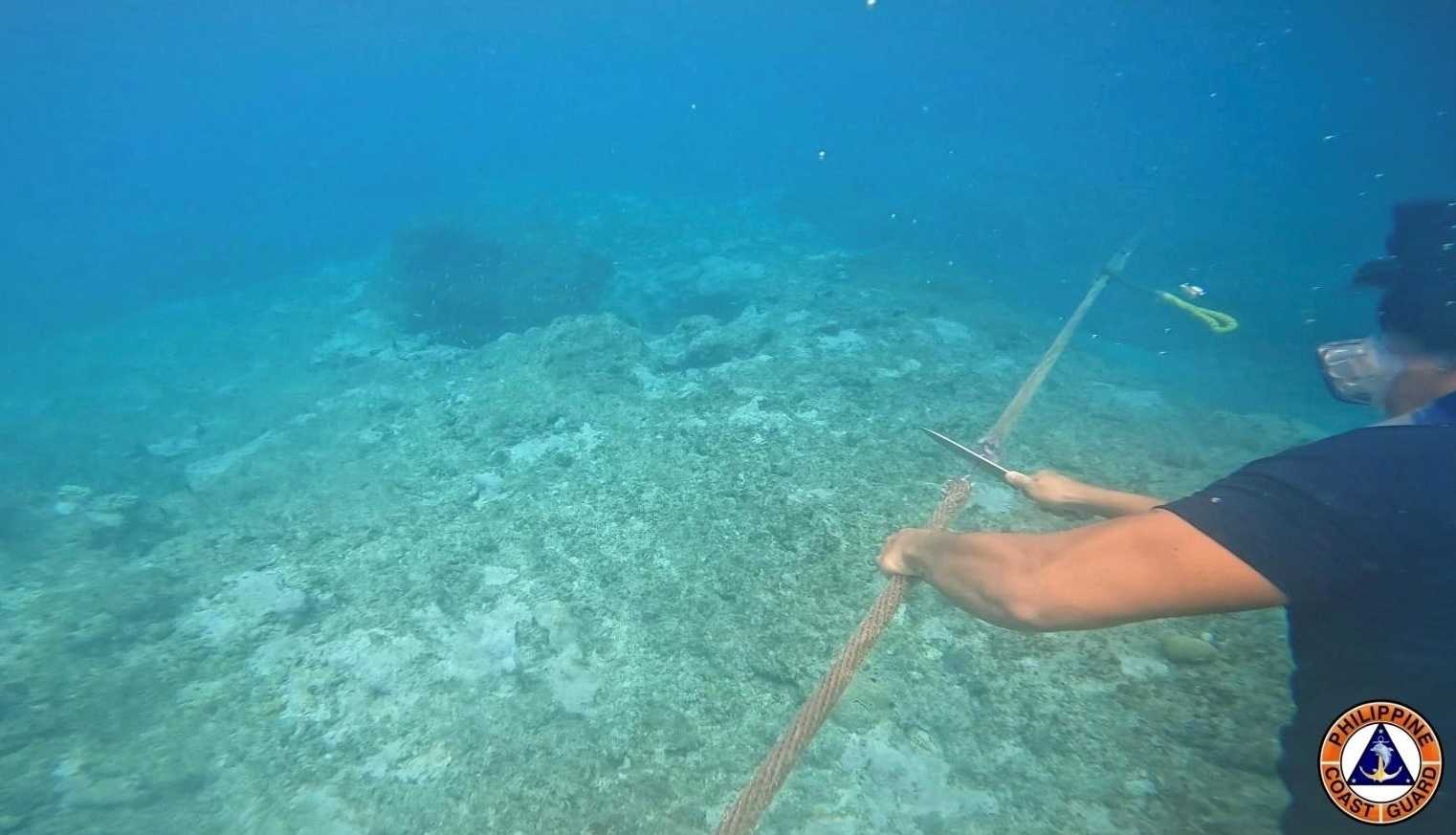US commends Philippines on removal of Chinese barrier in South China Sea