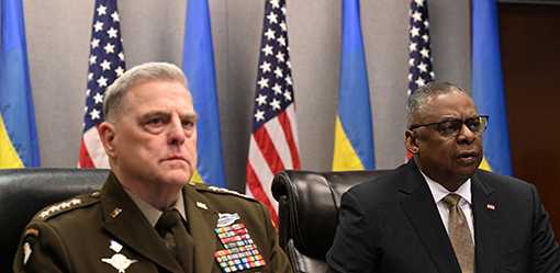 US, Russia trade blame after drone crash, fighting rages for east Ukraine town