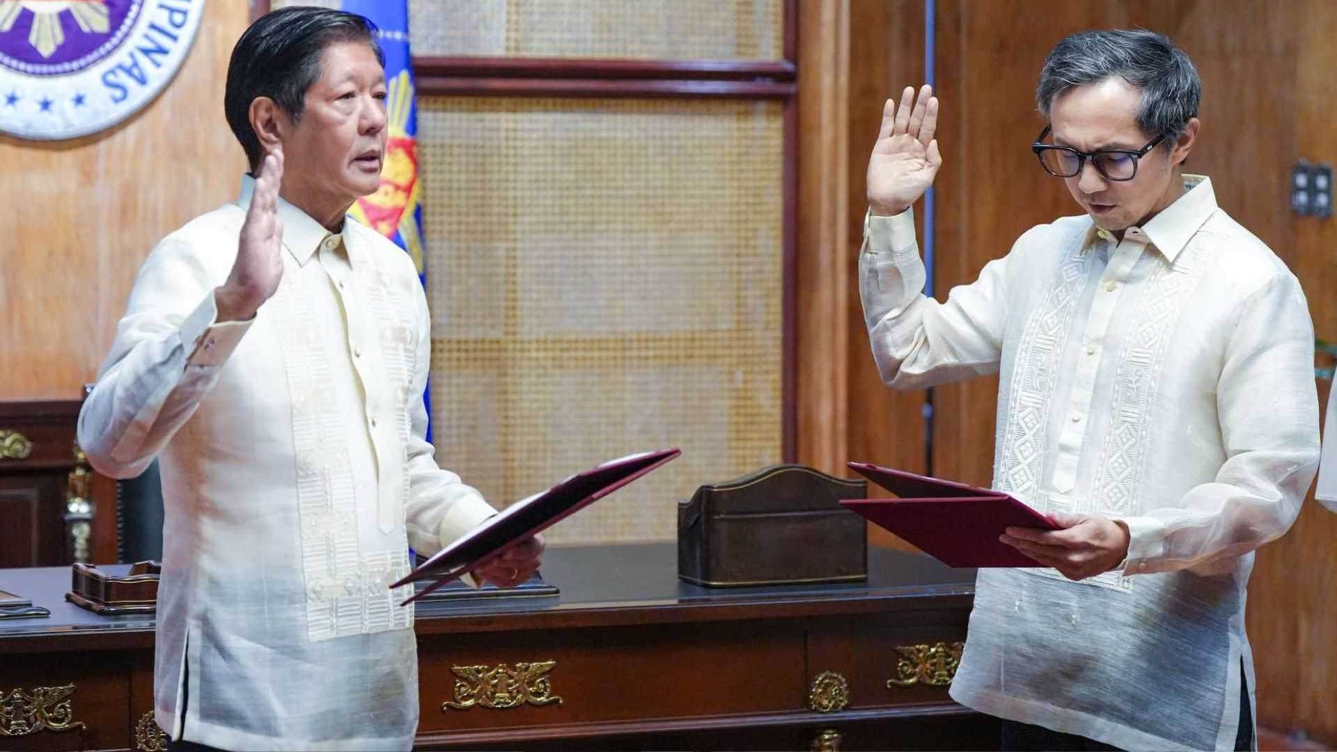 Vince Dizon takes oath as new DOTr secretary