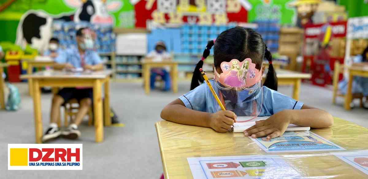 Wearing school uniforms not required for incoming school year, says Duterte