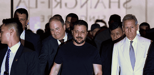 Zelenskiy meets heads of state in Singapore, seeks support for security summit